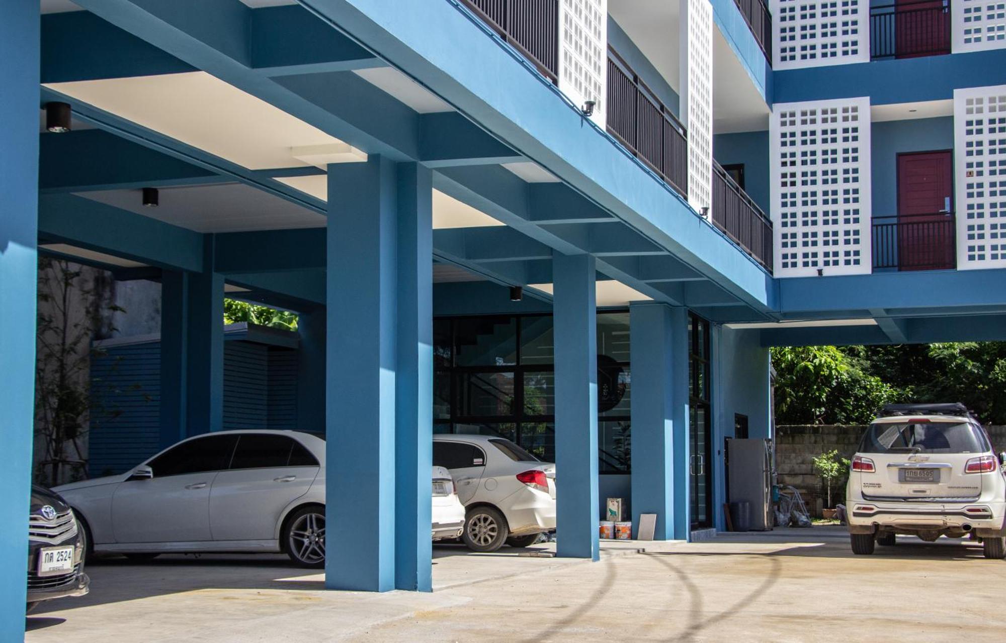 Is Am Are Boutique Hotel 3*
